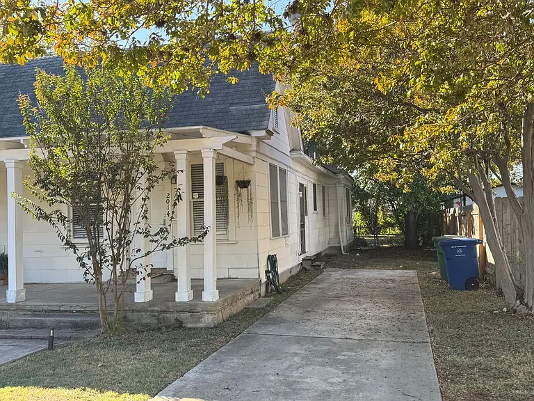 2014 W Mulberry Ave — Photo 16