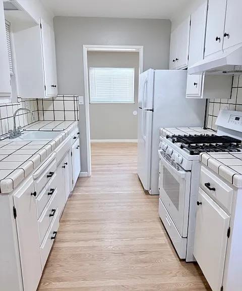 2219 Cabrillo Ave — Photo 5