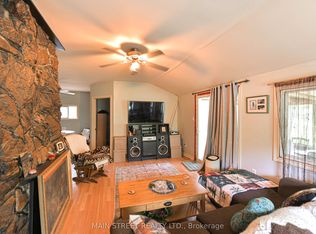 6583 Pioneer Village Ln, Ramara, ON L0K1W0