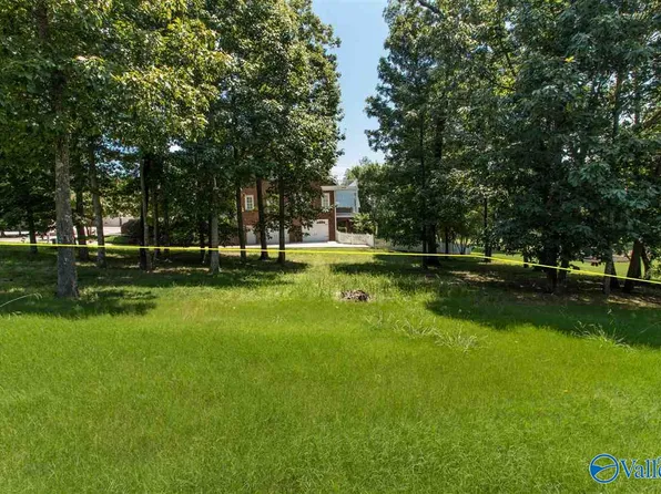 3 Muirfield Ln SE, Huntsville, AL 35802