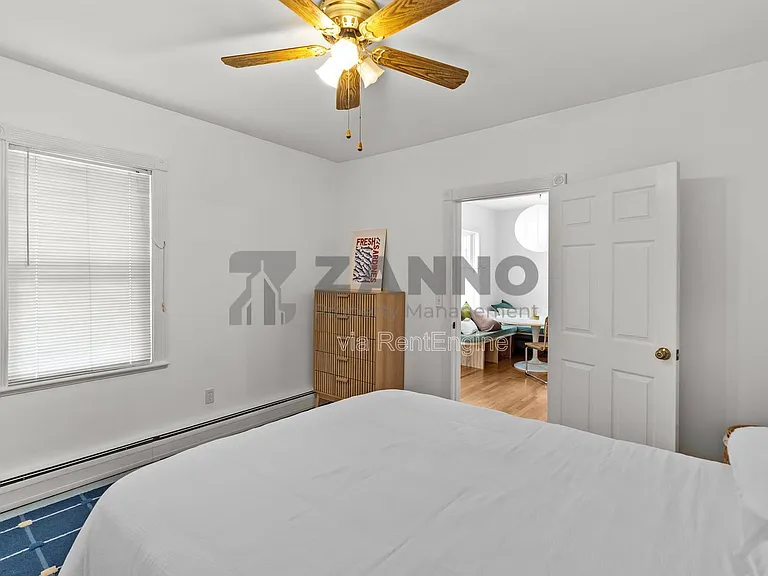 4 Harker Ave — Photo 16