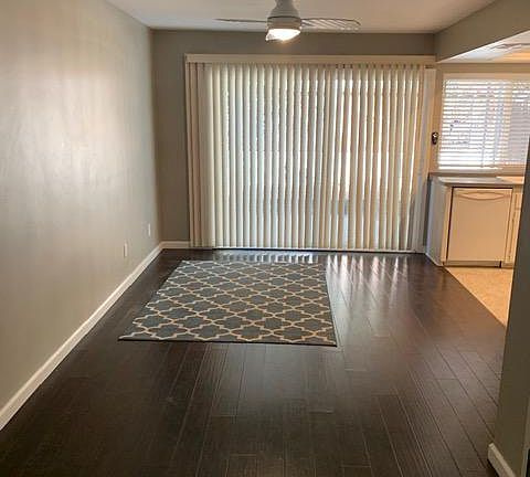 3rd image of 903 Cabrillo Dr