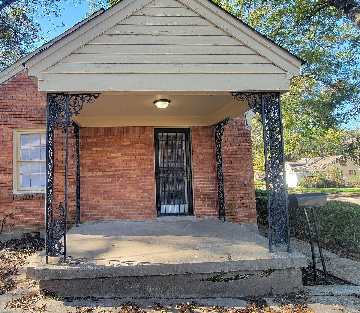 3391 Had_02142025 - 3391 Hadley Rd