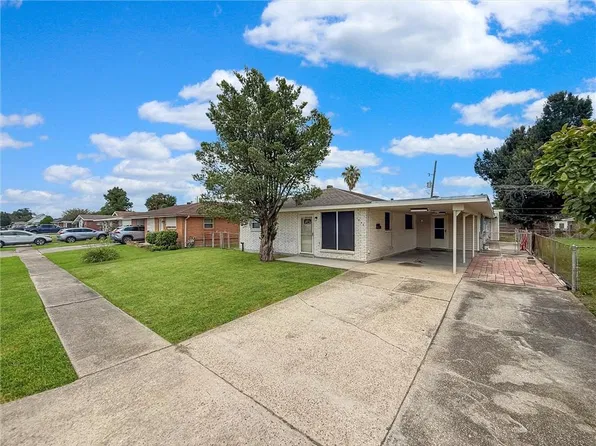 1349 Dogwood Dr, Harvey, LA 70058