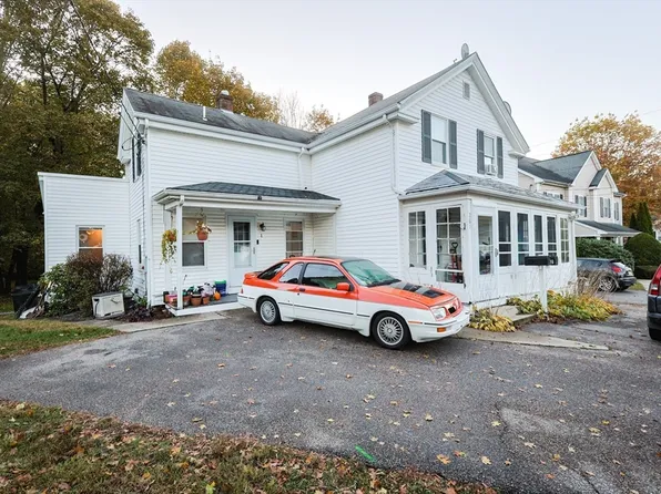 261 Stone St, Walpole, MA 02081