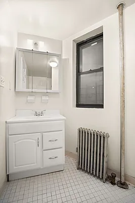 Rented by Cooper & Cooper Real Estate | media 8