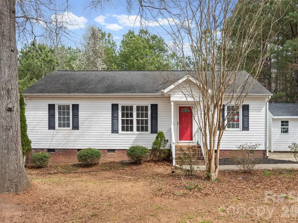 219 Nottingham Dr, York, SC 29745