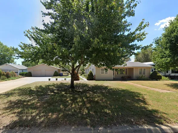 729 W 51st St S, Wichita, KS 67217