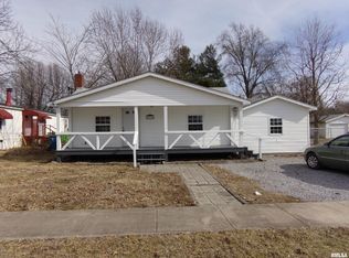 524 N Bush Ave, Hurst, IL 62949