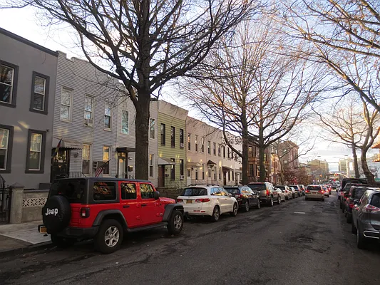 Rented by Block & Lot Real Estate | media 34