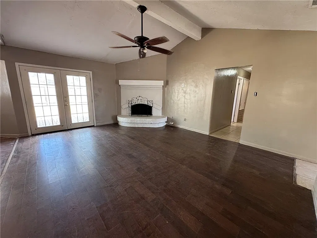 4 bed, 2.0 bath, 1534 sqft, $1,700 — Photo 3