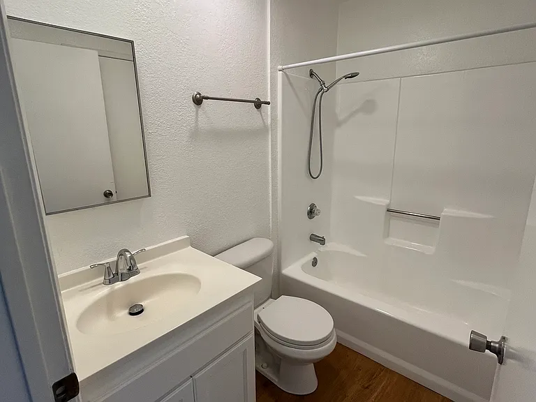 1721 Coronado Ave #303 — Photo 14