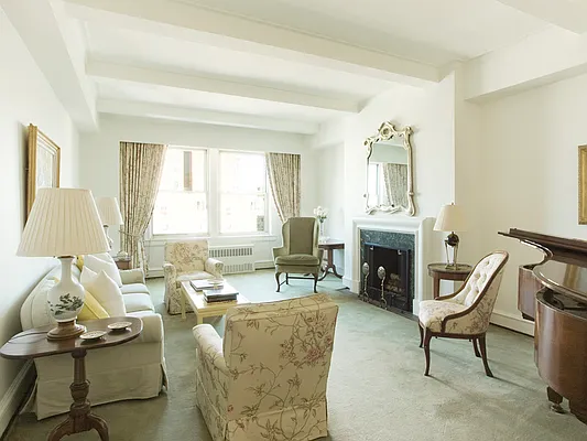 Sold by Sotheby's International Realty | media 49