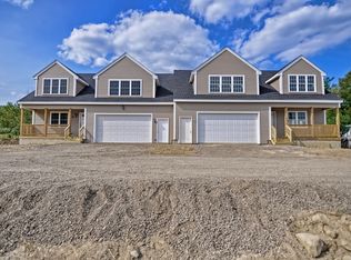 41 Ariel Cir #41, Sutton, MA 01590