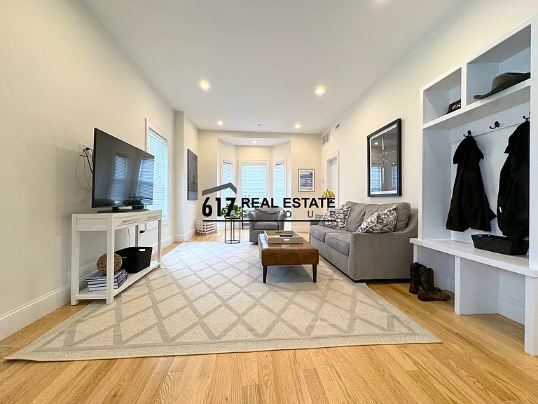 58 Springfield St — Photo 4