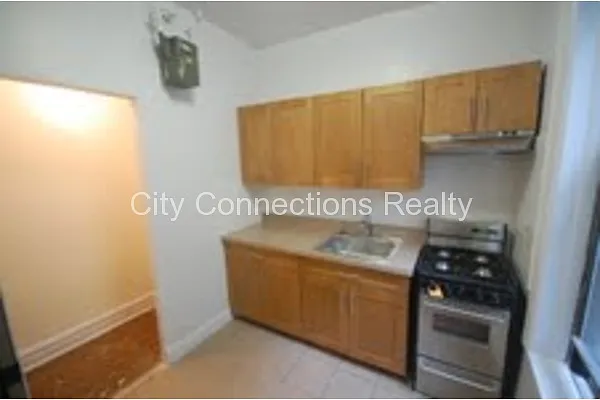 Rented by City Connections Realty | media 11