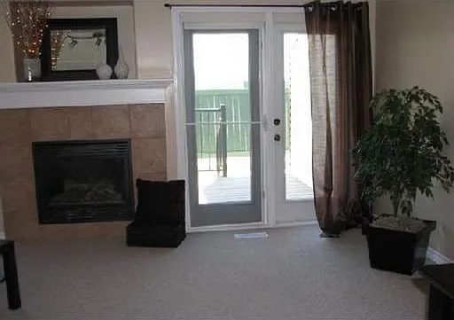 15 Woodsmere Close #1A — Photo 6