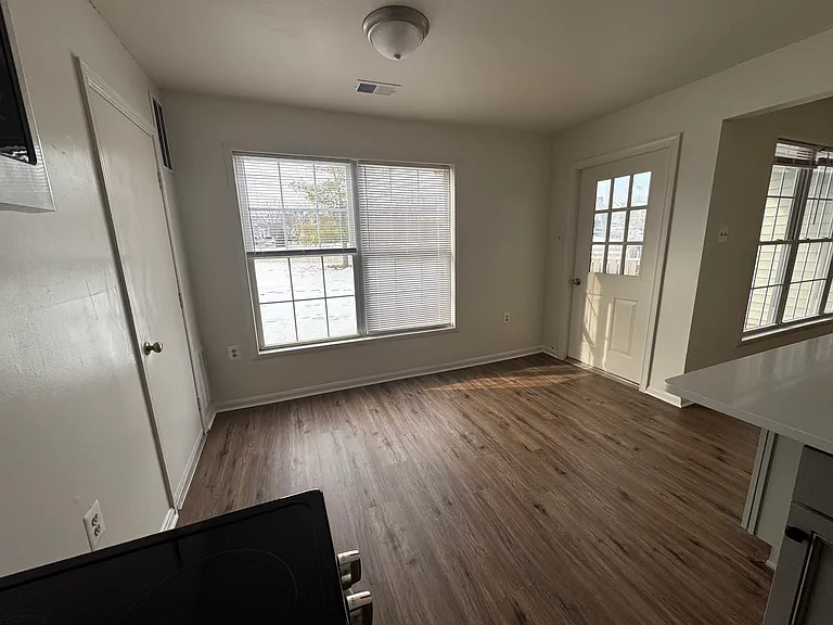 10411 Paradise Ct #17-1 — Photo 3