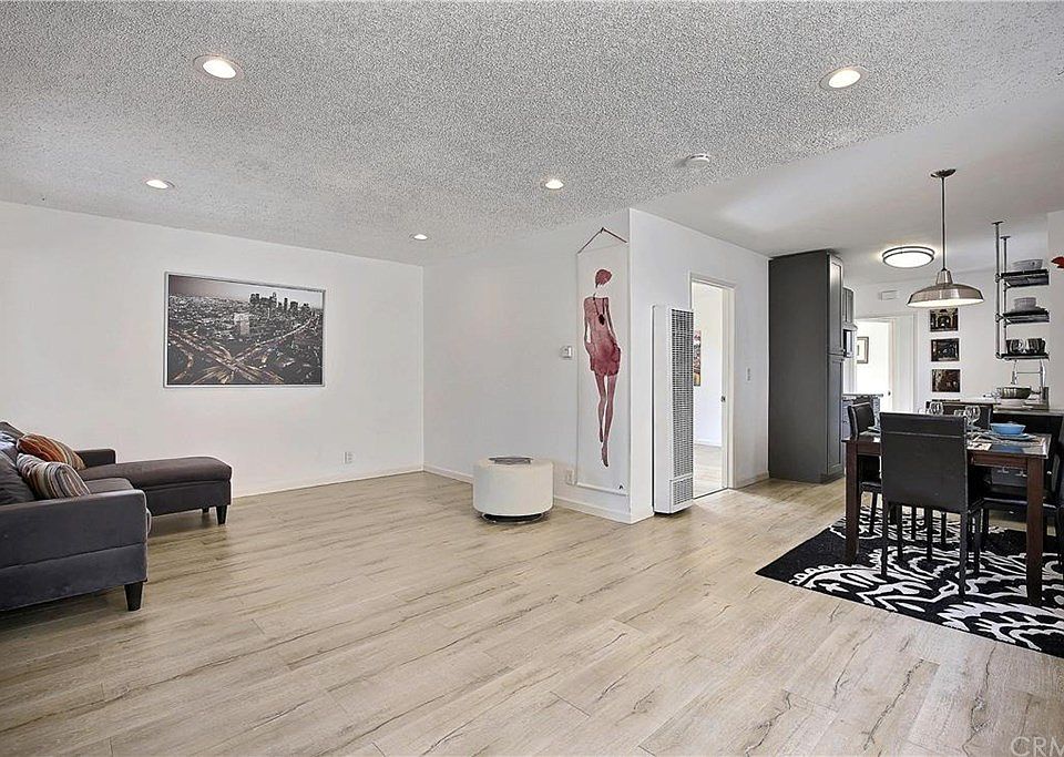 1st image of 4917 Twining St