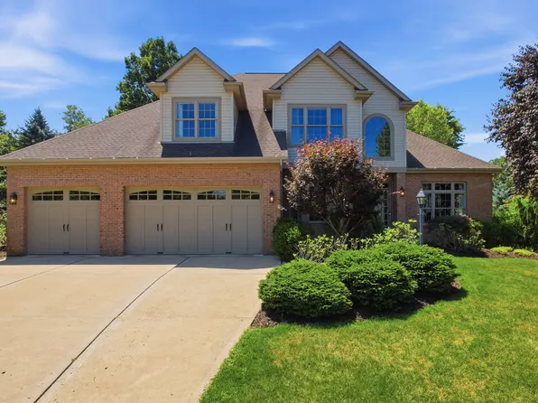 201 Crawford Ct, Mars, PA 16046