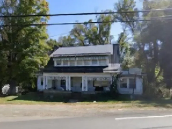 204 W Main St, Independence, VA 24348