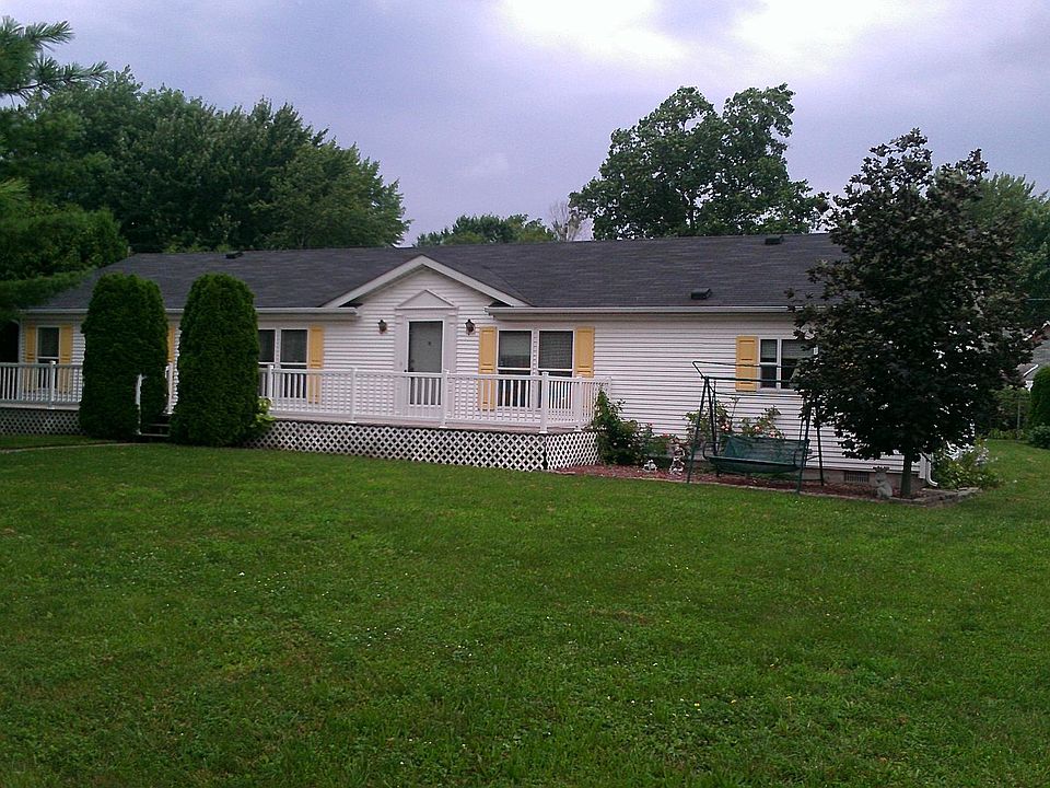 1st image of 1160 South St