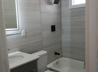 2128 Vermont St, Gary, IN 46407