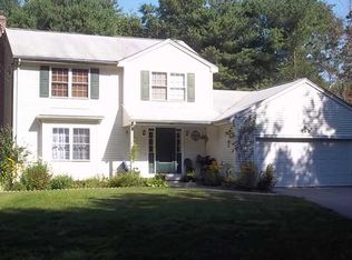 1820 Tarkiln Rd, Burrillville, RI 02830