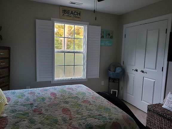 Bedroom-Brown