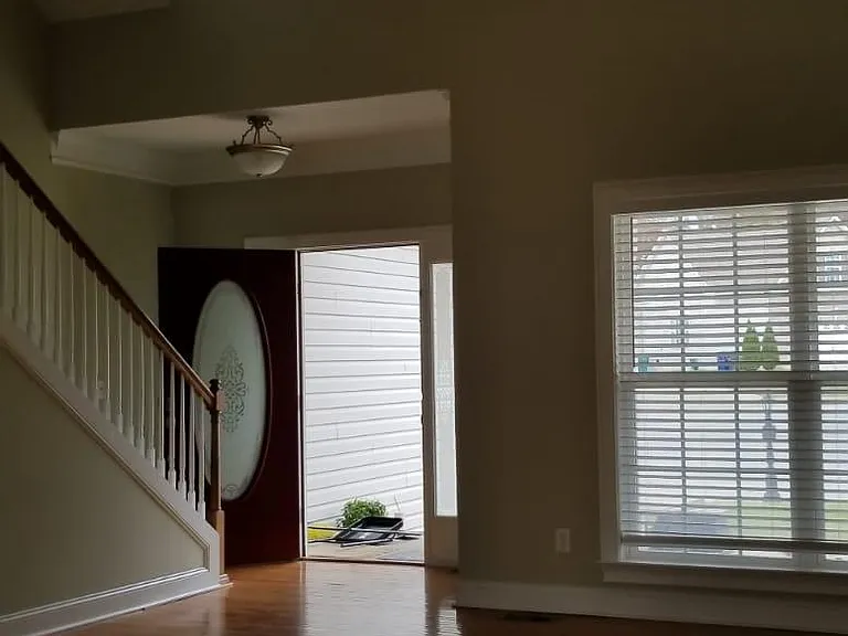 1718 Sterling Oaks Ln — Photo 18