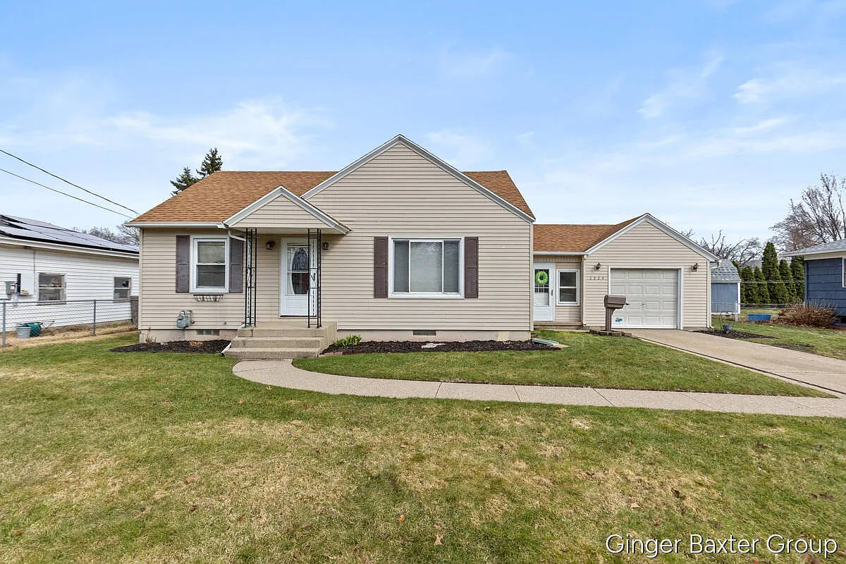 3324 Mc Kee Ave SW photo 1