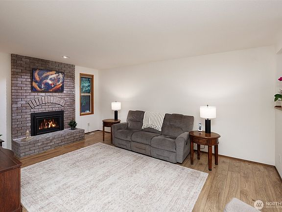5th image of 2903 168th Street SE