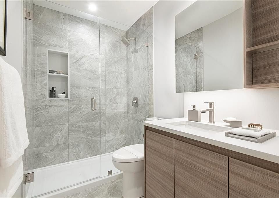 1st image of 4433 Alaska St #403