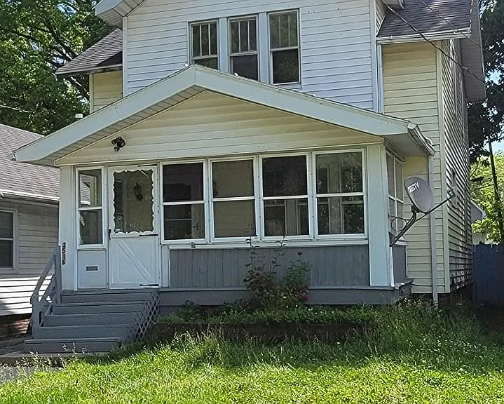 3516 Homewood Ave — Photo 1