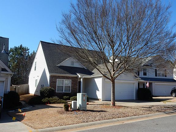 3rd image of 405 Sam Cobb Ct
