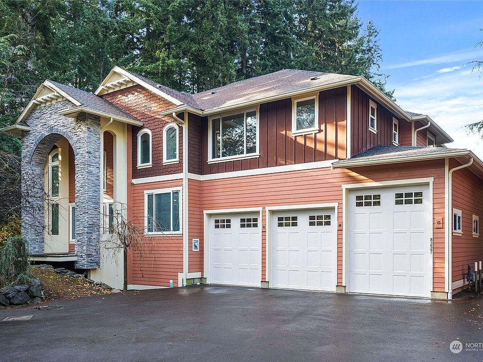 1st image of 8227 191st Avenue E