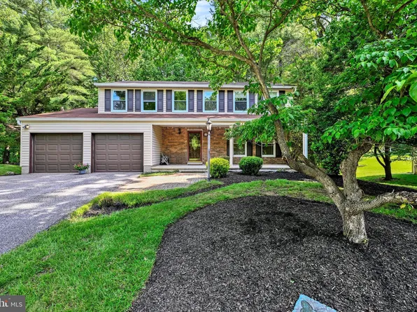 22 Woodholme Village Ct, Baltimore, MD 21208