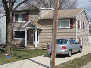 873 S Warrington Rd, Des Plaines, IL 60016