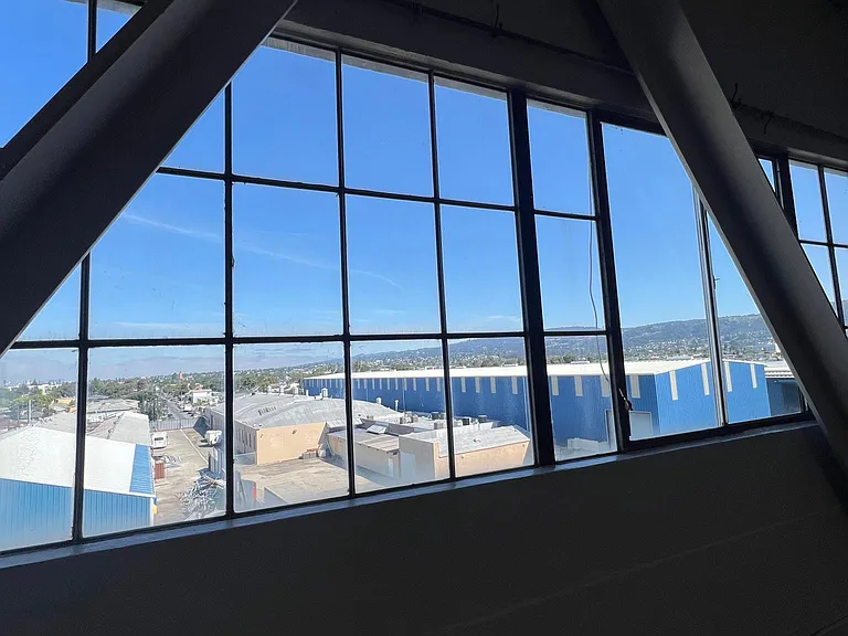 Sunshine Studios — Photo 15