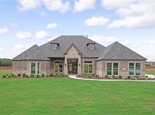 211 Thunder Bay Dr, Lucas, TX 75002