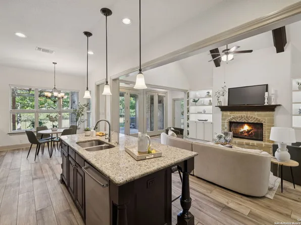 25719 Stormy Rdg, San Antonio, TX 78255
