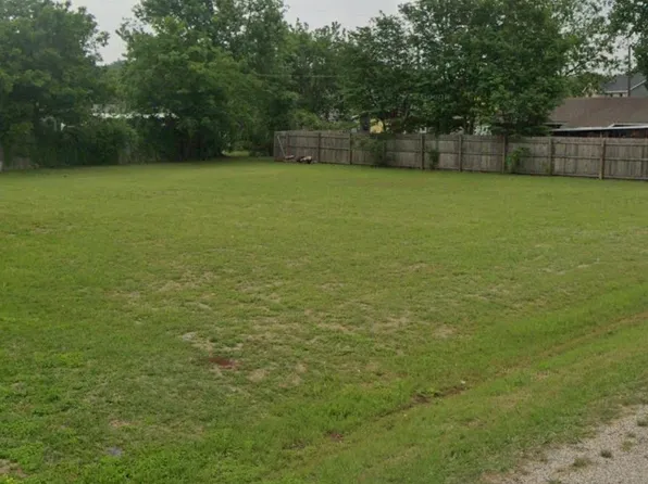 5407 Lake View Dr, Granbury, TX 76048