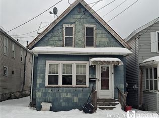 30 Saint Hedwigs Ave, Dunkirk, NY 14048