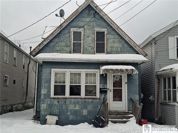 30 Saint Hedwigs Ave, Dunkirk, NY 14048