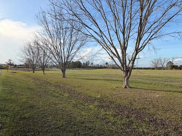 31 Lakeview Cir, Nashville, GA 31639