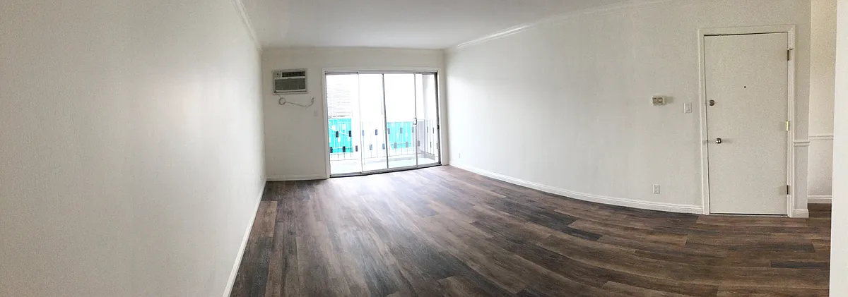 Building Photo - 942 N Gardner St #203