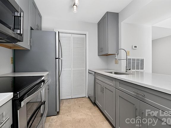 3rd image of 11029 Harrowfield Rd