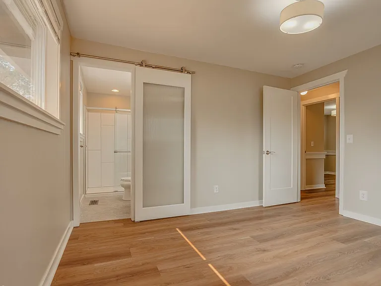 4409 S 292nd St — Photo 10