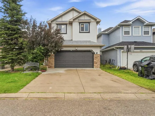126 W Saddlecrest Way NE, Calgary, AB T3J 5N2