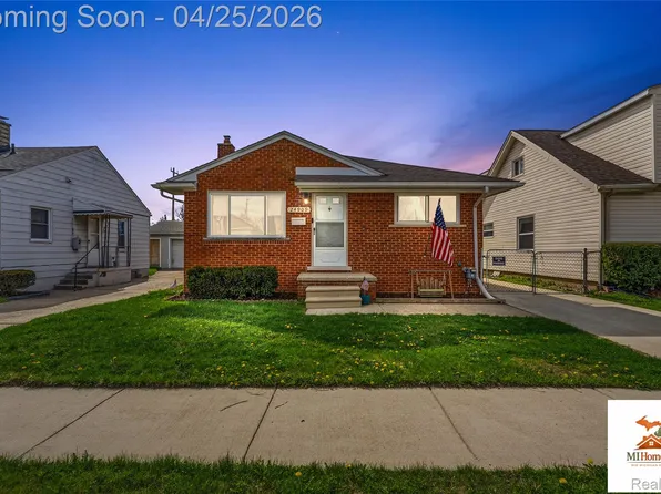24909 Saxony Ave, Eastpointe, MI 48021